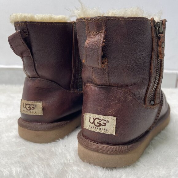 UGG #1008580 Women's Brown Classic Mini Double Zip Leather Boot Shoes Size 9 US - Picture 4 of 15